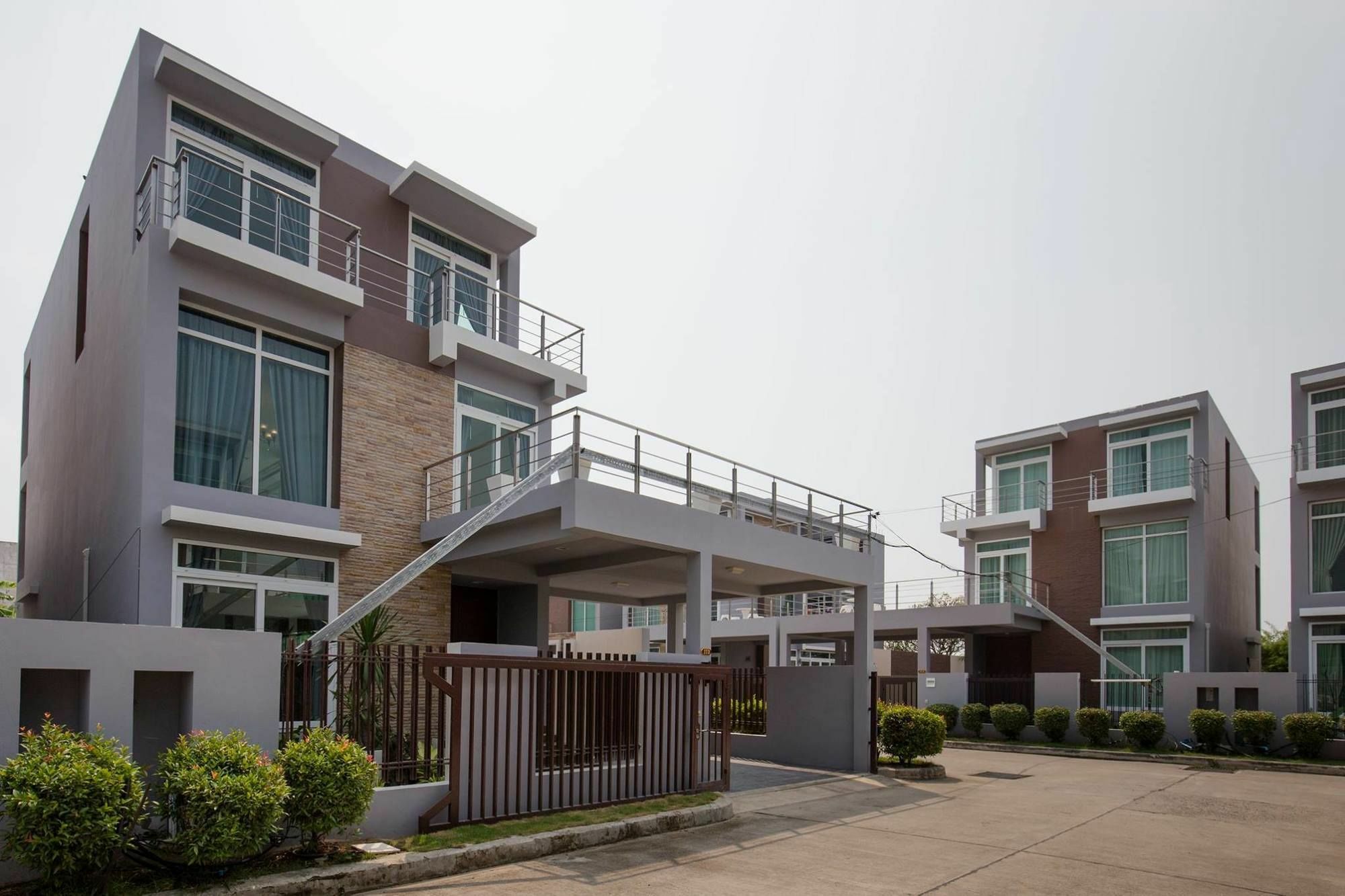 Golden Sea Pool Villa HHQ Exterior photo